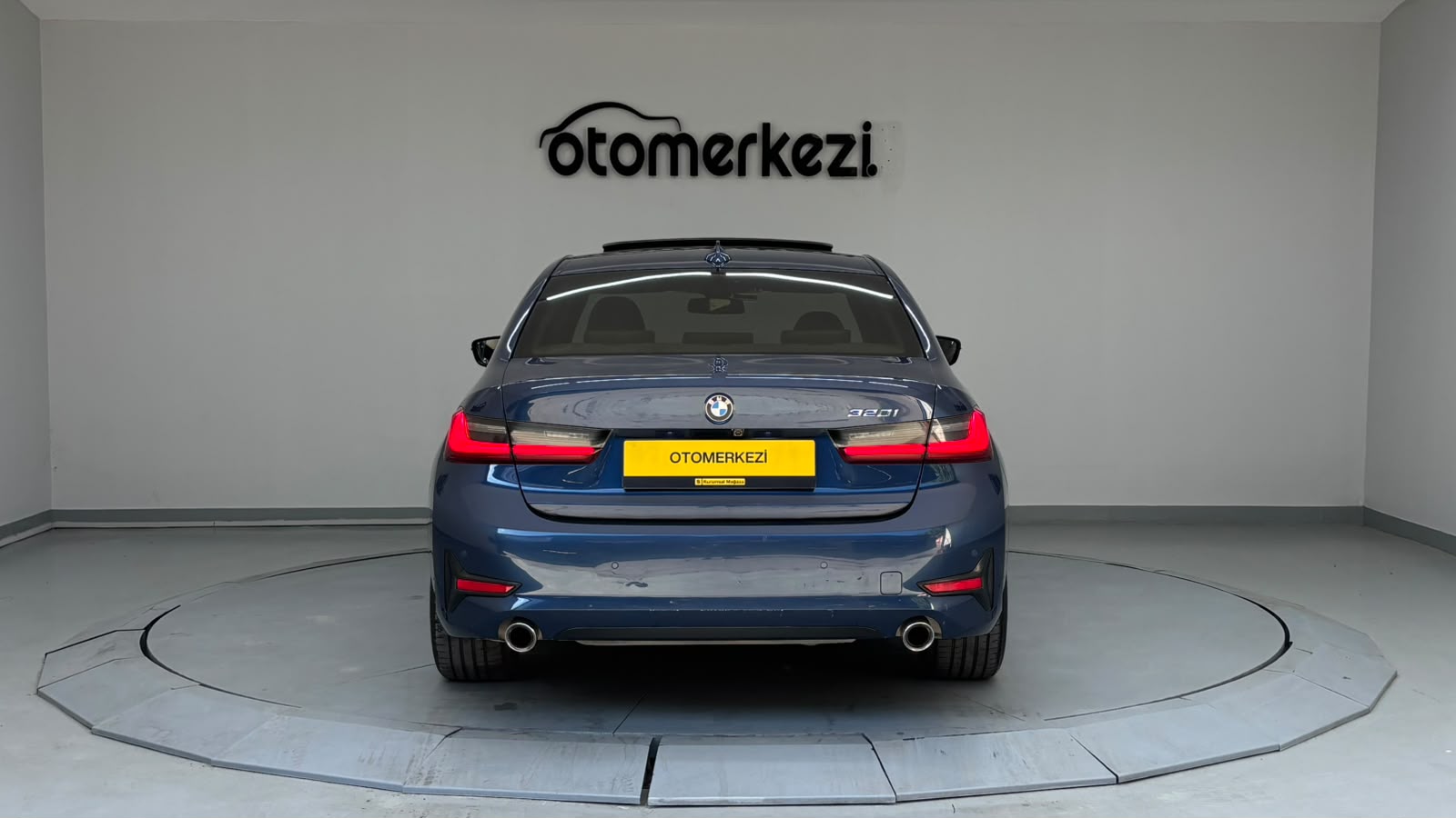 BMW 320i 2